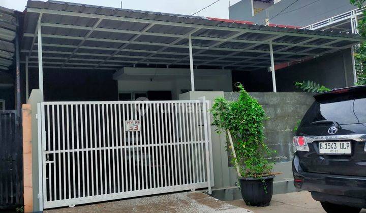 Dijual cepat rumah Cluster Ifolia Harapan Indah, Bekasi.
  1