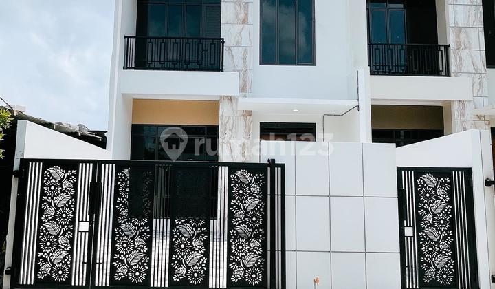 New Minimalist House for Sale in Harapan Indah, Bekasi