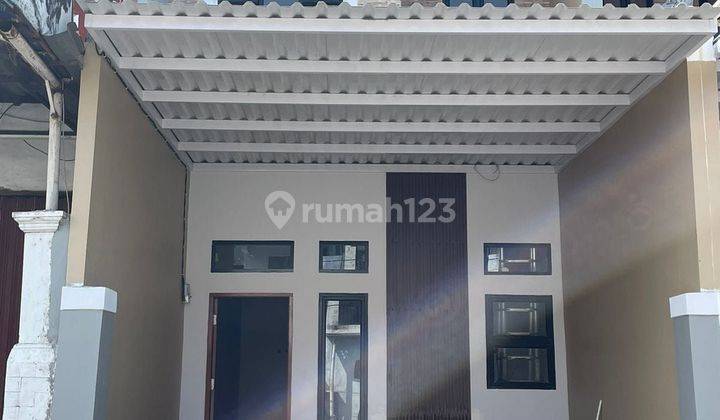 Dijual rumah siap huni Harapan Indah 1 Bekasi .
 1