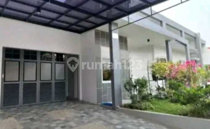 Beautiful Ready-to-Live House For Sale in Taman Permata Cikunir, Bekasi 2