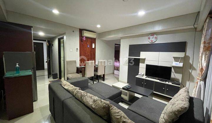 ruang tamu 2 bedroom tamansari hive disewakan