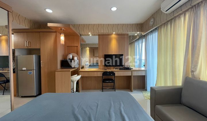 Beautiful Furnished Studio at Tamansari Hive Apartment 2