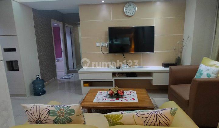 ruang tamu 2 bedroom tamansari hive furnished
