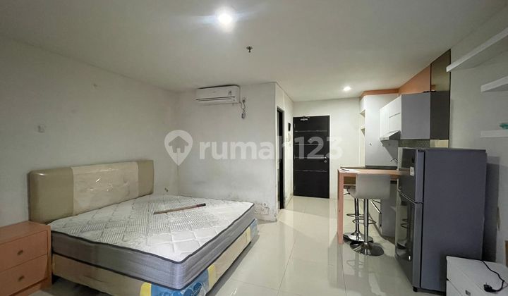 Tamansari Semanggi Studio Twin Bed