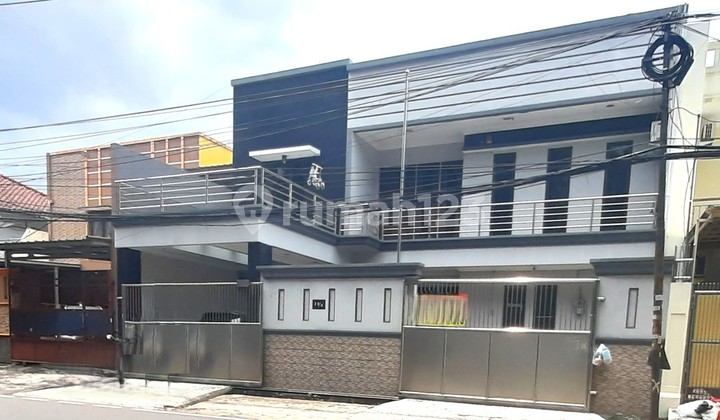 Rumah Citra Garden. 2.5 Lantai. 12X25. Jalan Lebar 4 Mobil. Semi Furnish. Siap Huni