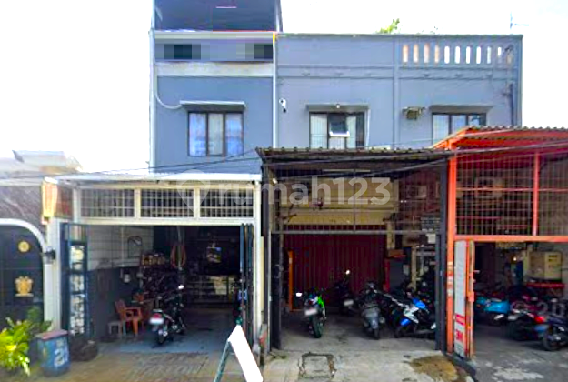 Ruko Cengkareng. 3 Lantai. 4X24. Jalan Raya Utama 4 Mobil. Siap Huni