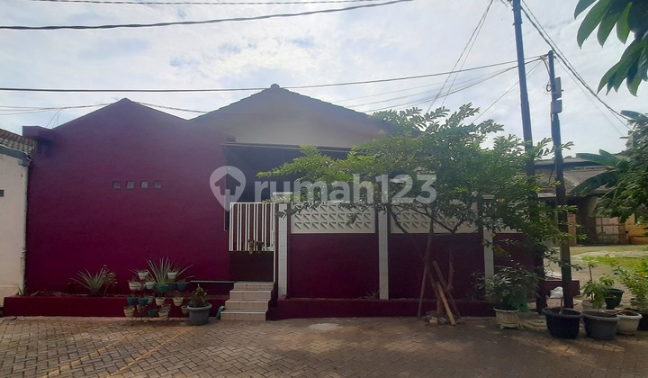 Rumah Hook Vila Taman Cibodas. 9X13. Jalan Lebar 3 Mobil. Parkir Mobil Luas. Siap Huni 2