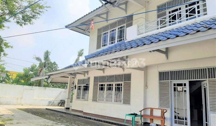 Rumah Hook Citra Garden. 2 Lantai..25X15. Jalan 4 Mobil