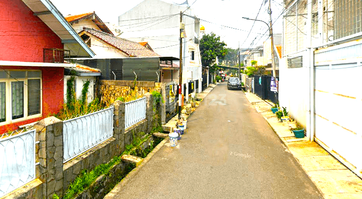 Rumah Tua Cideng Petojo. 11x25. Jalan 2 Mobil. 2