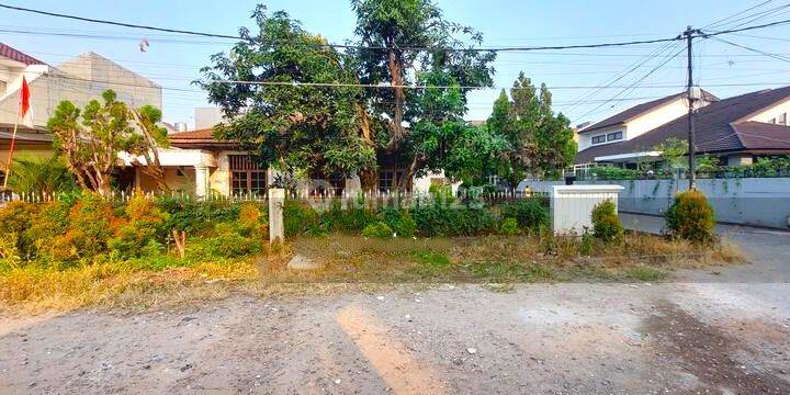 Rumah Tua. Hook. Taman Ratu. Duri. 22x25. Jalan Lebar 3 Mobil. 2