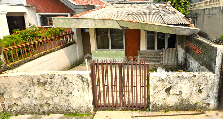 Rumah Tua Cideng Petojo. 6x25. Jalan 2 Mobil 1