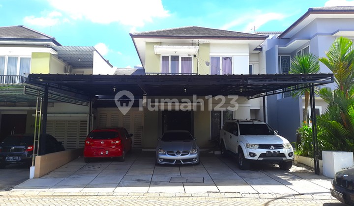 Rumah Premier Daan Mogot. 2 Lantai. 11X25. Jalan Lebar 3 Mobil. Siap Huni
