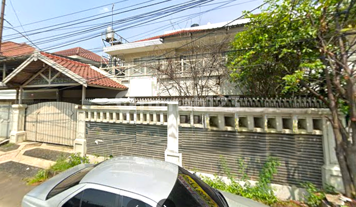 Rumah Green Vile. 2 Lantai. 13X20. Jalan 2 Mobil 2