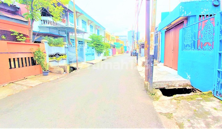 Rumah Tomang. 8x15. Jalan Lebar 3 Mobil 2