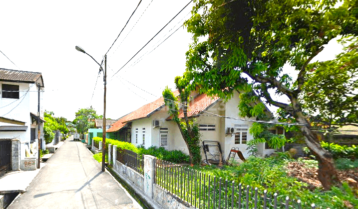 Rumah Tua Kebon Jeruk Binus. 30 x 17. Jalan 2 Mobil 2