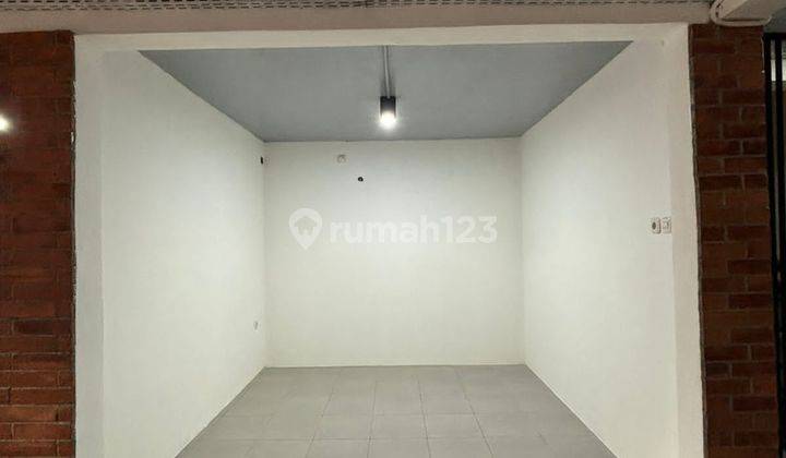 Rumah Tanjung Duren. 3 Lantai. 6x13. Jalan 2 Mobil. Siap Huni 2