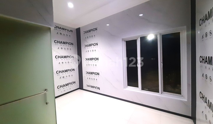 Rumah Baru. Tanjung Duren. 3 Lantai. 4X11. Masuk Mobil. Siap Huni