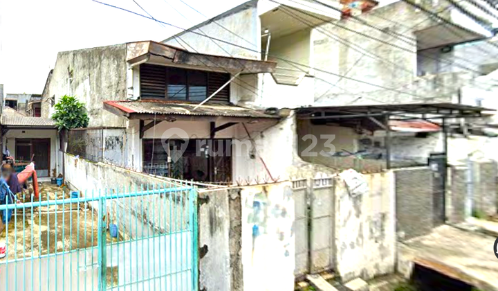 Old Cideng House. 3.5x31. Two-Car-Wide Street Old Cideng House. 3.5x31. Two-Car-Wide Street