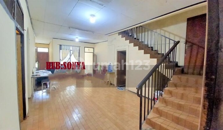 Rumah Tomang. 2 Lantai. 7x20. Jalan 2 Mobil 1