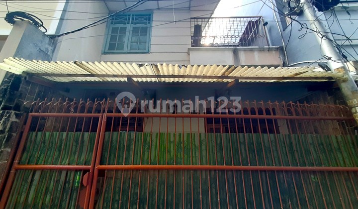 Rumah Tanjung Duren. 2 Lantai. 5X11. Masuk Mobil. Siap Huni