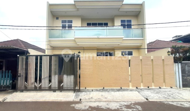 Rumah Baru. Citra Garden. 2.5 Lantai. 10X20. Jalan 2 Mobil. Full Furnish. Siap Huni