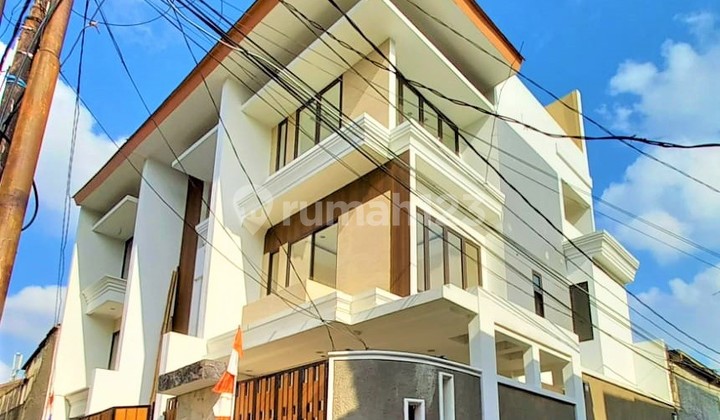 Rumah Hook. Tomang. 3.5 Lantai. 6x11. Jalan 2 Mobil. Siap Huni Rumah Hook. Tomang. 3.5 Lantai. 6x11. Jalan 2 Mobil. Siap Huni