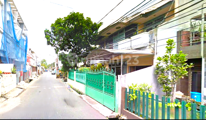 Hook House. Tomang. 15x16. 2 Car Main Road. Ready to Occupy. 2