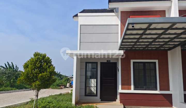 New Hook House. Kota Sutera. Pasar Kemis. 2 Floors. 8x12. 3-Car Wide Road. Ready to Occupy New Hook House. Kota Sutera. Pasar Kemis. 2 Floors. 8x12. 3-Car Wide Road. Ready to Occupy