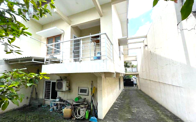 Rumah Green Vile. 2 Lantai. 7.5X32. Jalan 2 Mobil. Siap Huni Rumah Green Vile. 2 Lantai. 7.5X32. Jalan 2 Mobil. Siap Huni