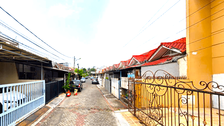 Rumah Baru. 3 Lantai. Citra Garden 2. Jalan Lebar 3 Mobil. Siap Huni 2