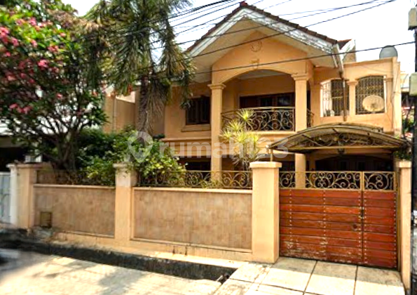 Rumah Tomang. 2 Lantai. 12X20. Jalan Lebar 4 Mobil. Siap Huni 2