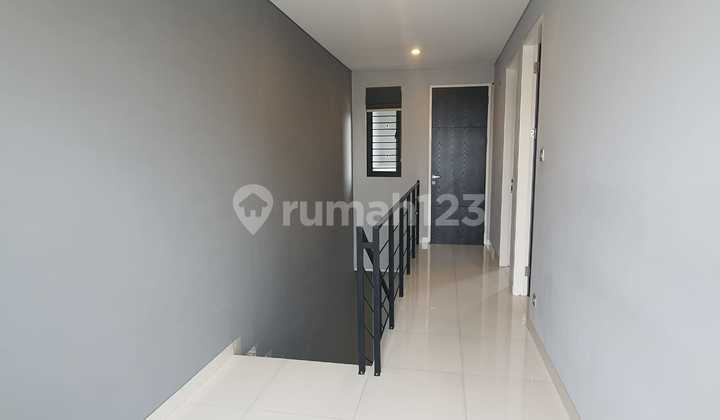 New House. Taman Ratu. Duri. 3 Floors. 5X20. 2-Car Driveway. Move-in Ready. New House. Taman Ratu. Duri. 3 Floors. 5X20. 2-Car Driveway. Move-in Ready.