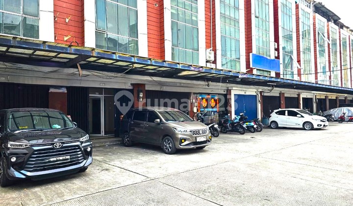 Ruko Ketapang Gajah Mada. 4 Lantai. 4X15. Jalan Lebar 3 Mobil. Siap Pakai