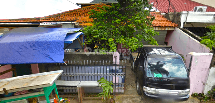 Rumah Tua Tomang. 10x14. Jalan 2 Mobil 2