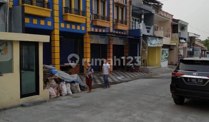 2 Shop Houses Land 180 SHM Bukit Cengkeh Tugu Cimanggis, Depok 2