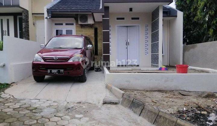 Rumah Cantik SHM Komplek M Zakaria Raden Sanim Tanah Baru, Depok 1