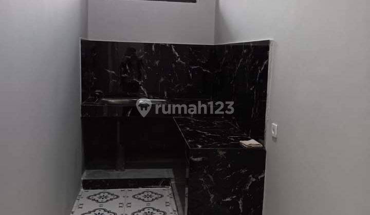 Rumah Baru Cantik SHM Pintu Tol Limo Cinere, Depok 2