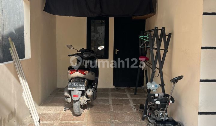 2-Bedroom House with SHM Jl. Pinang Pamulang Timur, South Tangerang 2