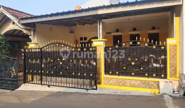 Rumah Cantik SHM Villa Dago Tol Ciater Serua Ciputat, Tangerang Selatan