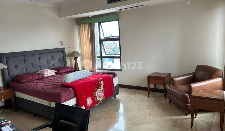 Apartemen Grand Tropic Slipi. Tj Duren. 3 Kamar Tidur Semi Furnished 1