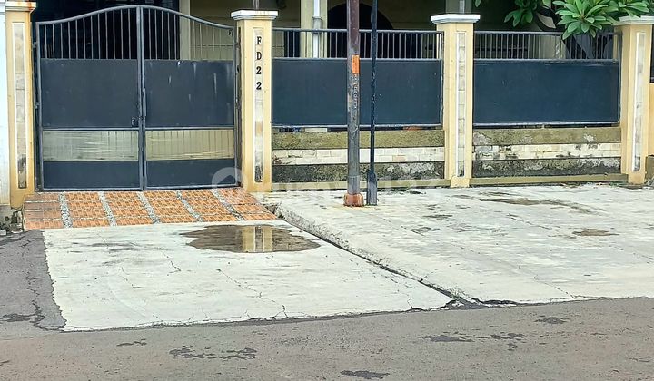 Rumah Siap Huni di Harapan Indah Strategis Rumah Siap Huni di Harapan Indah Strategis