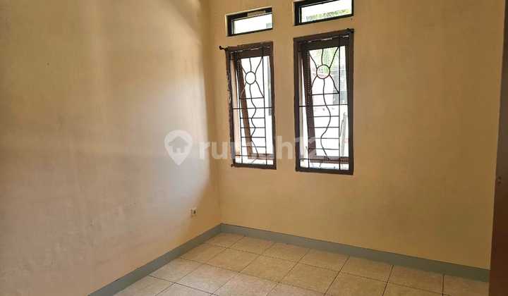 Ready-to-Occupy Aralia Harapan Indah Cluster House 2