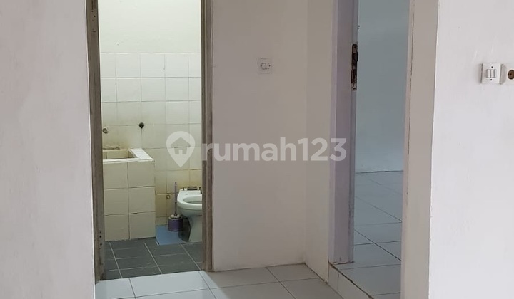 Ready-to-Occupy House in Harapan Indah, North-Facing 2