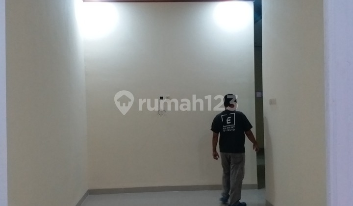 Rumah Siap Huni Luas di Cluster Asri Pondok Ungu Permai 2