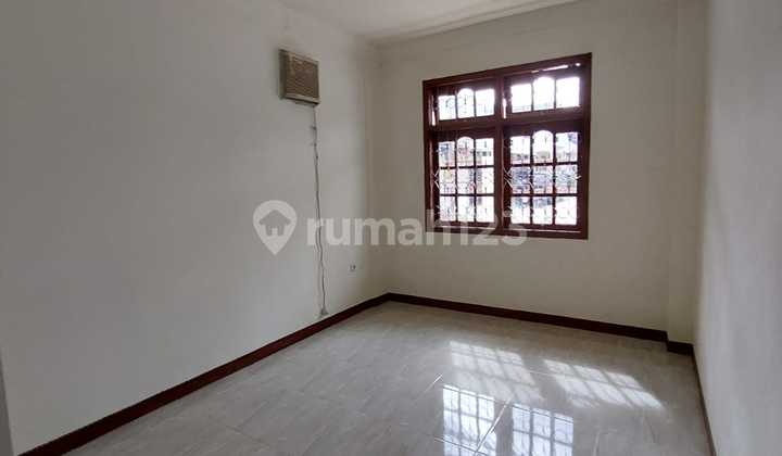 Rumah Siap Huni di Taman Harapan Baru Harapan Indah 2