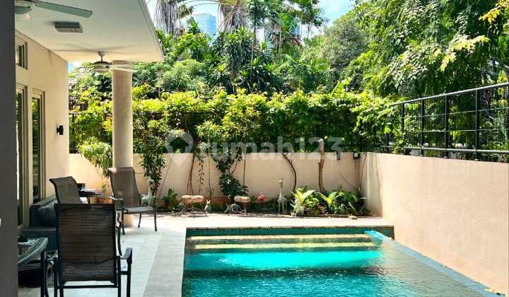 Luxury House on Jalan Widya Candra SCBD South Jakarta