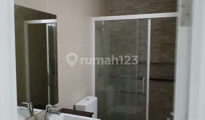 Rumah Unit Baru Kosongan 2 Lantai Cluste Eropa 2