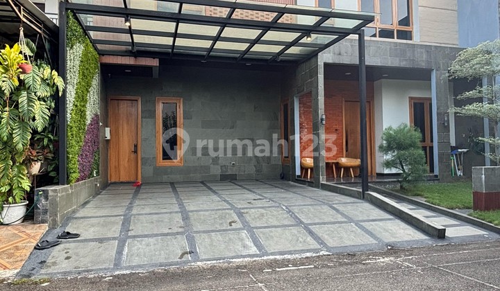 Dijual Rumah Grand Wisata Kamar 4+2, Luas 179M2, Furnished, Bekasi Dijual Rumah Grand Wisata Kamar 4+2, Luas 179M2, Furnished, Bekasi