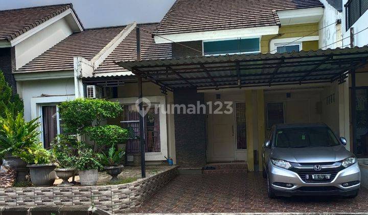 Dijual Rumah Full Furnished, Lingkungan Asri, di Grand Wisata, Bekasi 1