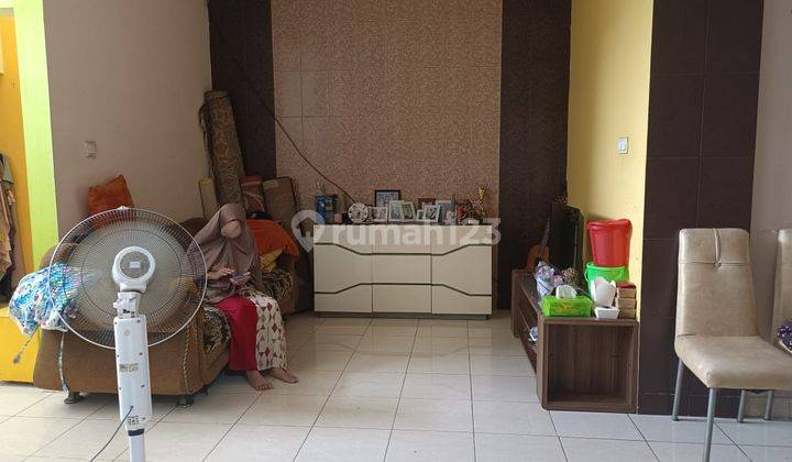 Dijual Rumah Kamar Tidur 2+1, Luas 144m2, di Grand Wisata, Bekasi 2